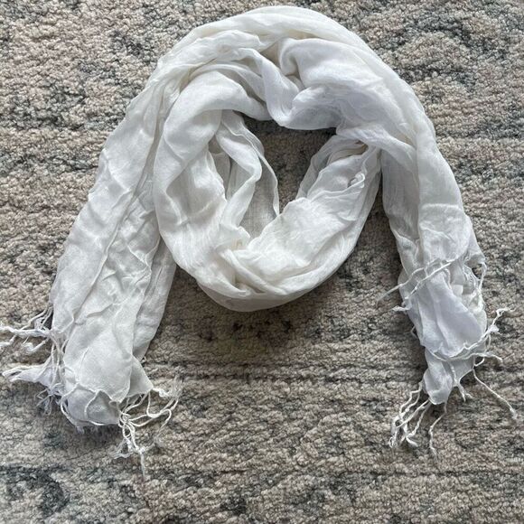 White Fringe Scarf - Picture 1 of 3